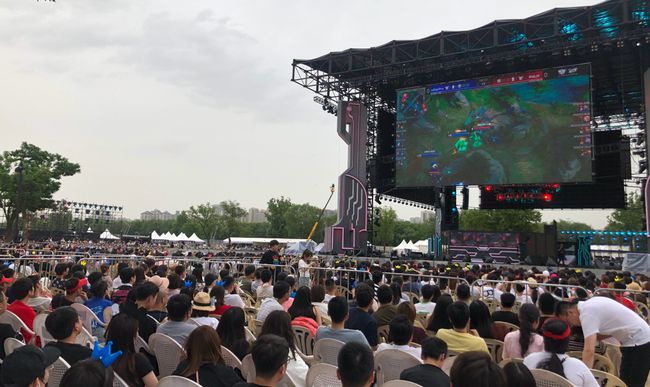 在一场焦点